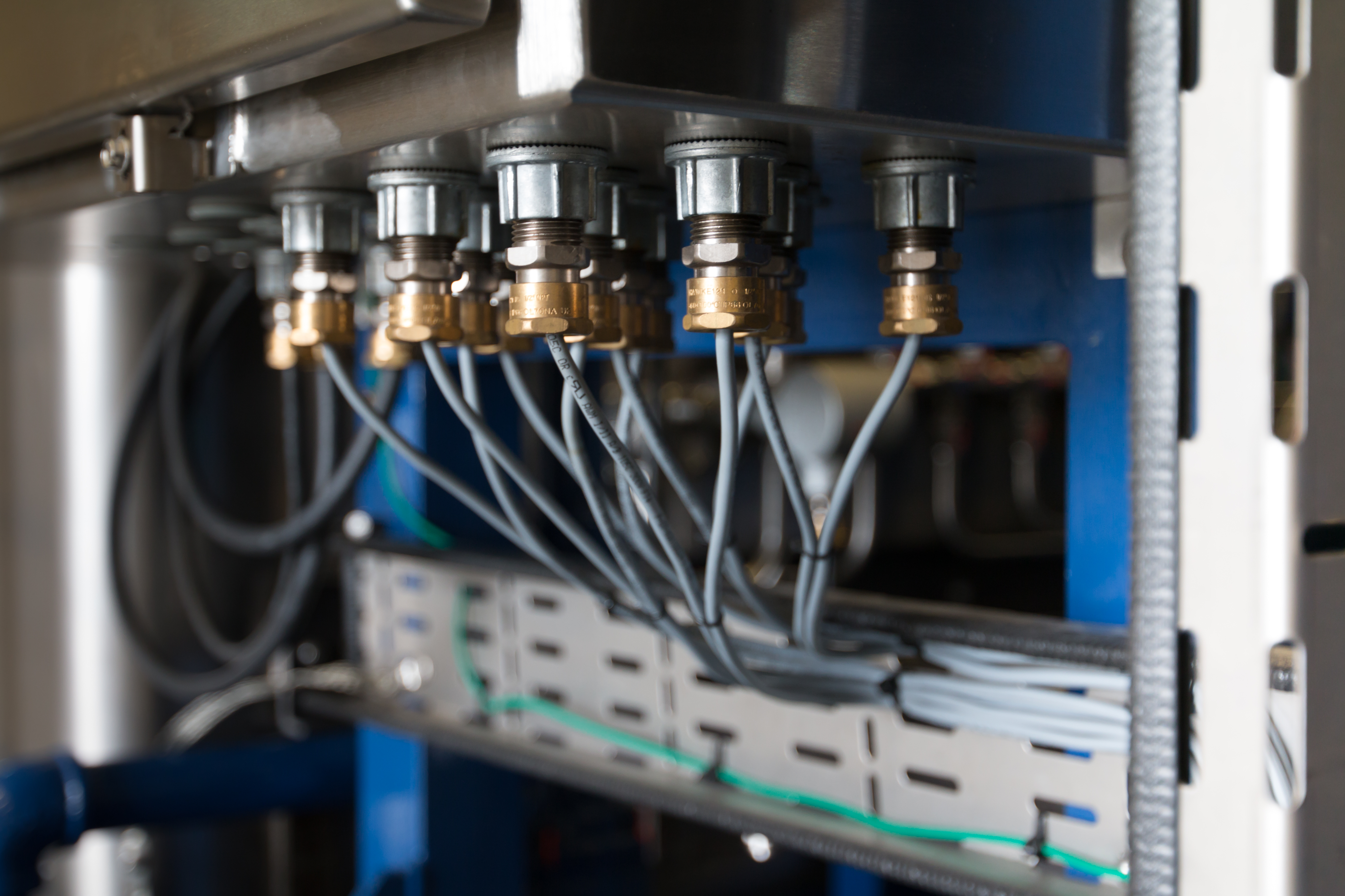 image of choke control system tubing